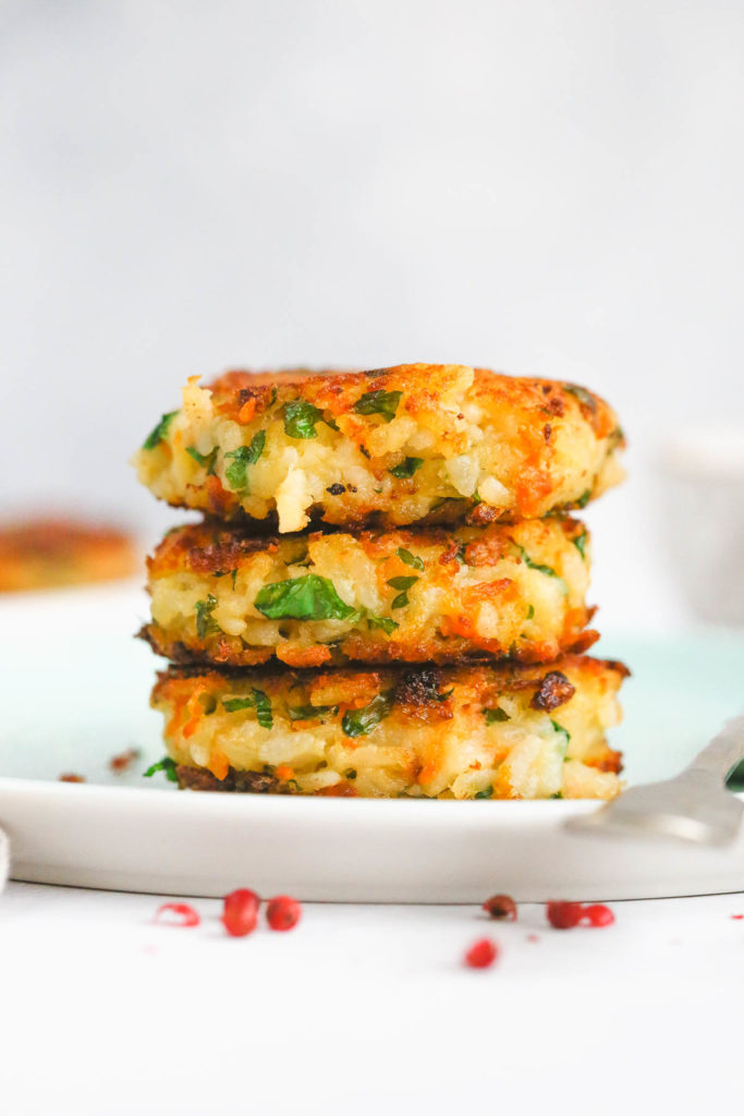 VEGAN POTATO CAKES WITH CARROT AND RICE